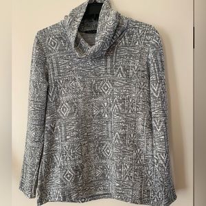 Tara Vao Lightweight Cowl Neck Top M with Geometric Pattern EUC